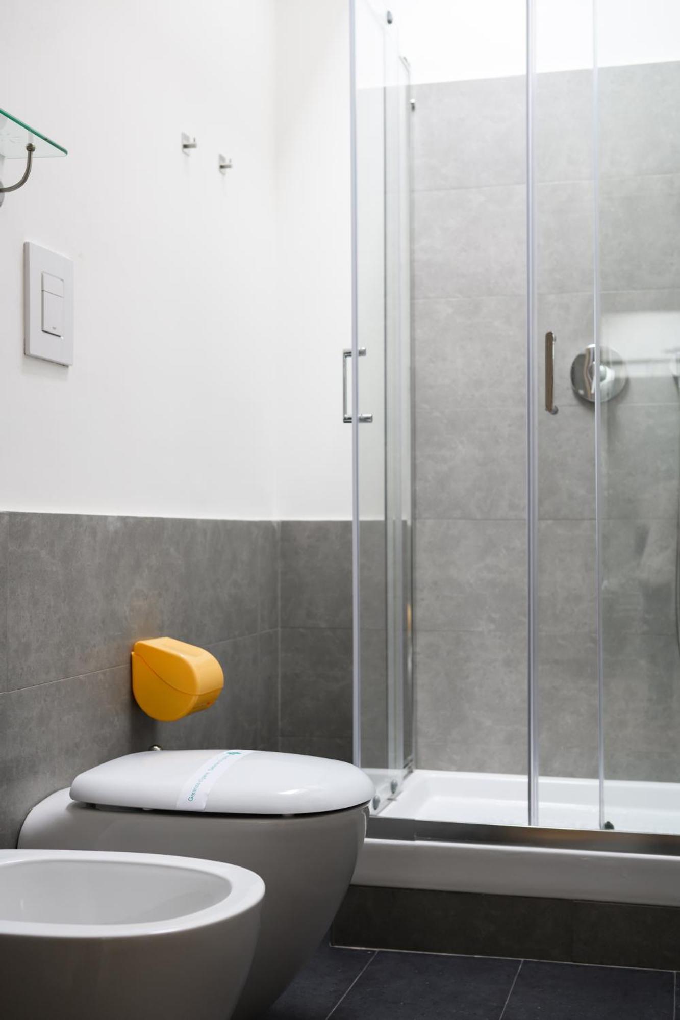 Apartment Napolidays Mansarda Garibaldi By Dimorra Naples
